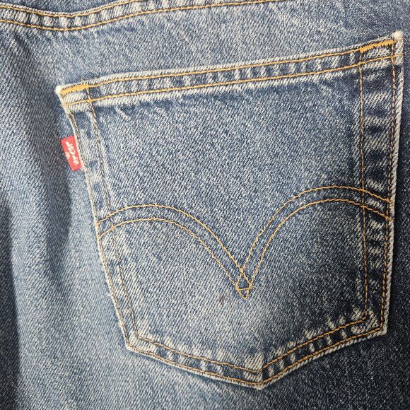 2003 VTG Levi's 517 Bootcut 36X29 Faded Thighs Zip Fly Distressed Hems Mexico - Picture 12 of 13